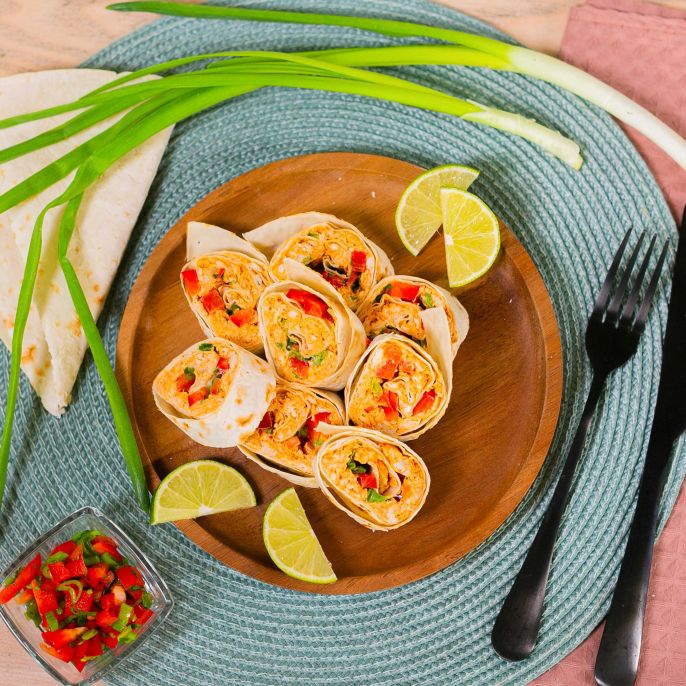 Рулет с курицей и овощами