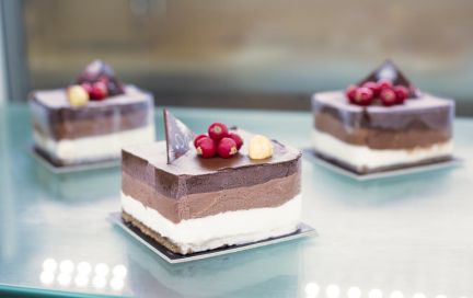 Аспартам: что нужно знать о популярном подсластителе