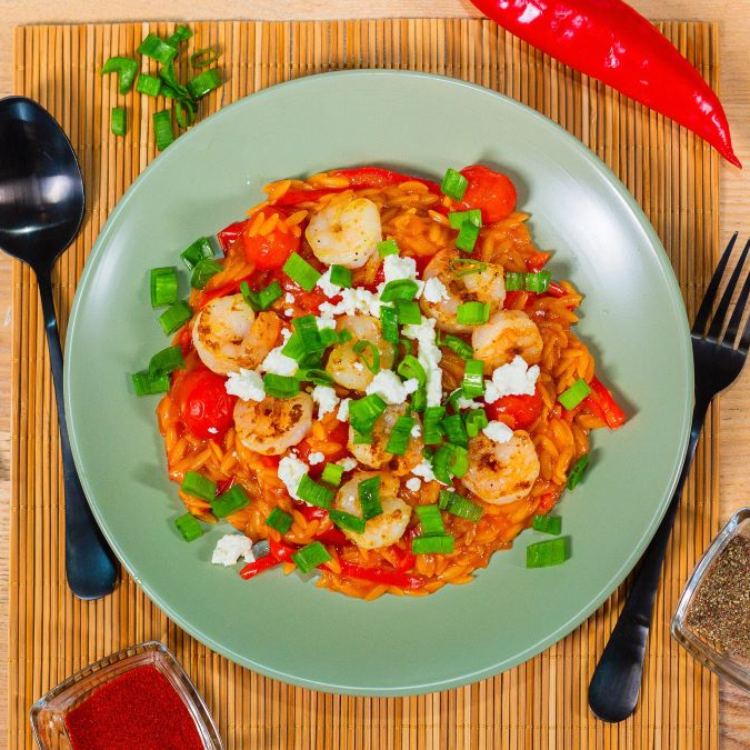 Томатное орзо с креветками