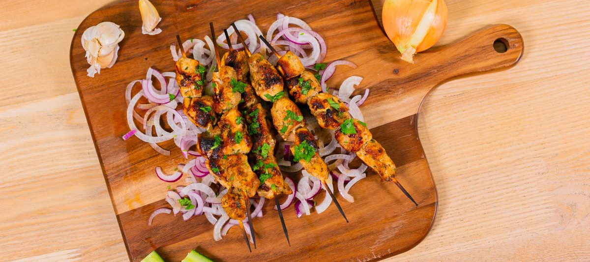 Шашлык из куриной грудки в духовке