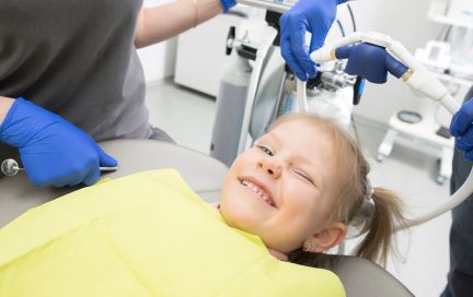 Кариес у детей: как не допустить первых дырок в зубах