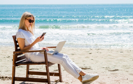 Цифровой детокс без крайностей: как взять паузу от телефона и соцсетей