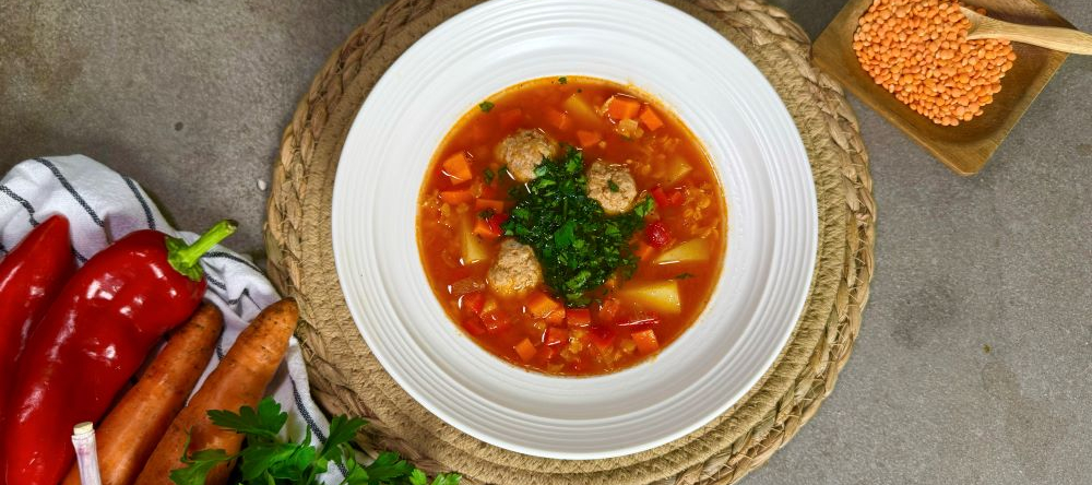 Суп из чечевицы с фрикадельками